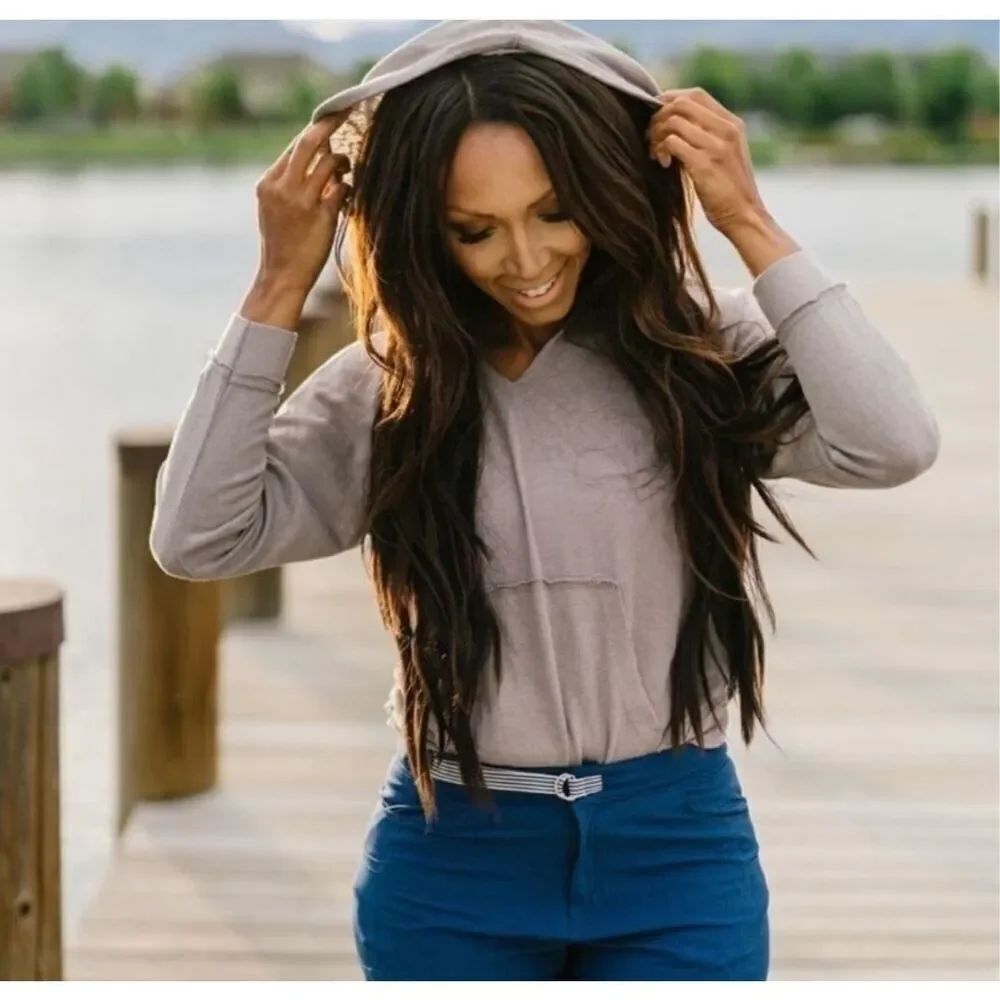 Zyia Active heathered gray Athleisure asymmetrical boyfriend hoodie